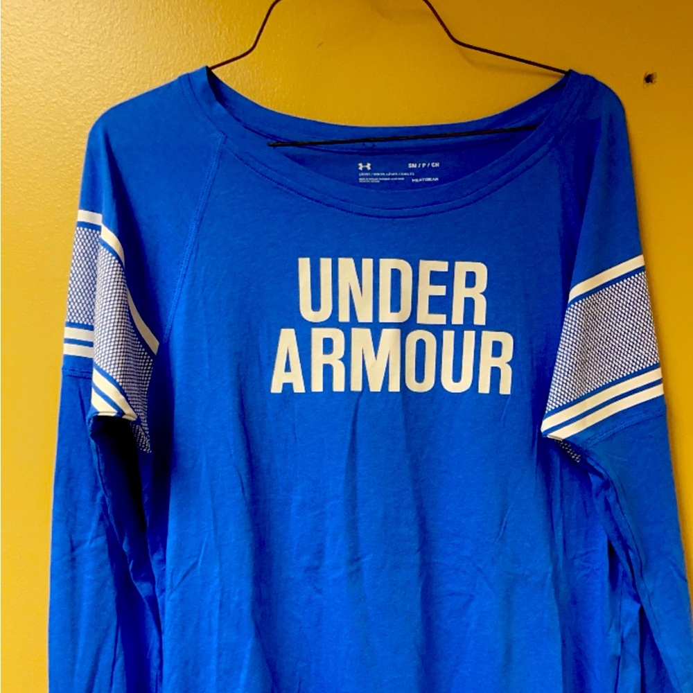 UA HeatGear long sleeve shirt